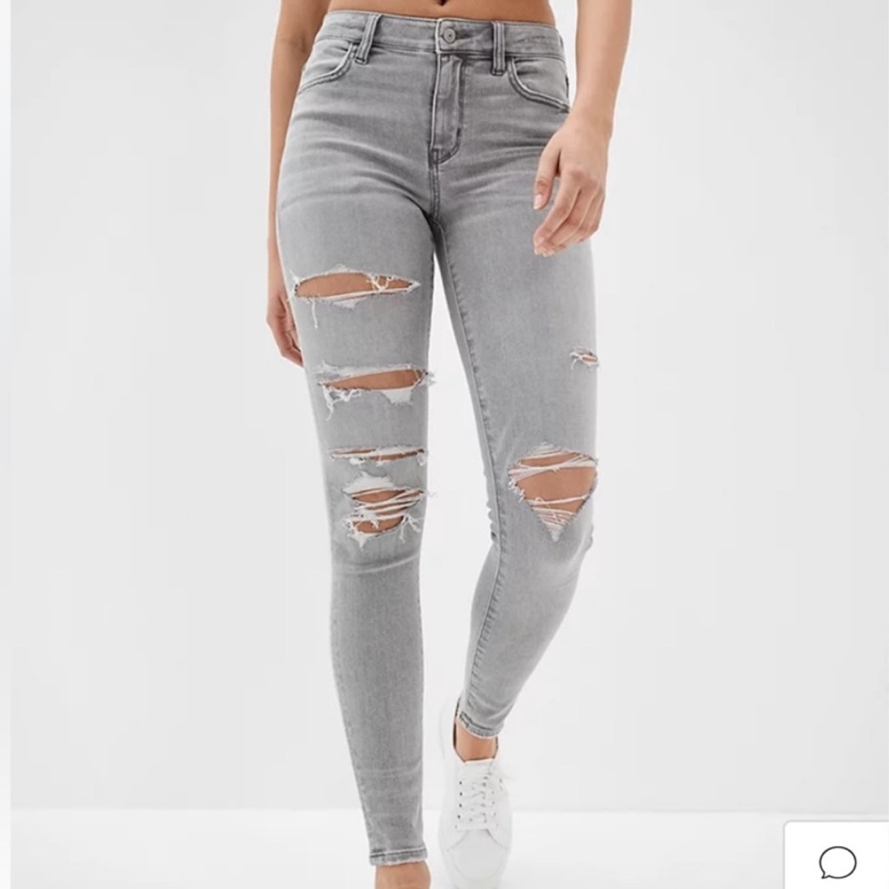 American Eagle Outfitters Light Gray Distressed Skinny Jeans